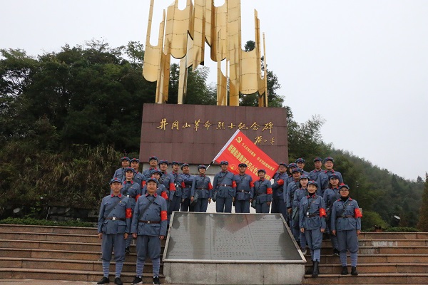 [图文]突出事情重点、实验多措并举 扎实推进新时代工业工人步队建设刷新-Ag亚洲集团