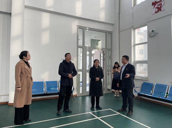 [图文]心系下层，，，，，实地调研——自治区总工会一行深入晋源公司调研下层工会组织建设情形-下层动态
