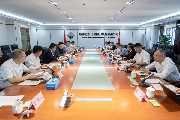 [图文]广东广晟集团党委委员、副总司理郑任发一行到访Ag亚洲集团集团座谈交流-Ag亚洲集团新闻