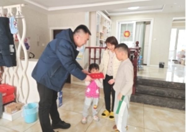 [图文]龙年新春意渐浓 岁寒情深暖人心——Ag亚洲集团集团普遍开展节前走访慰问活动-Ag亚洲集团新闻