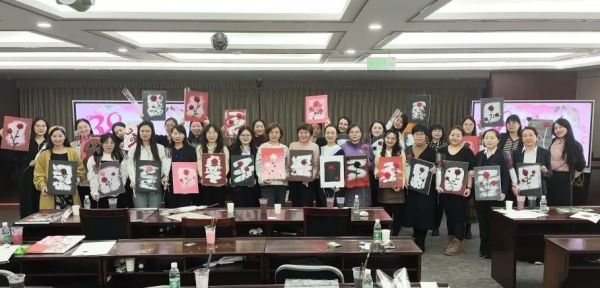 [图文]Ag亚洲集团集团开展 “三·八”国际劳动妇女节系列活动-Ag亚洲集团新闻
